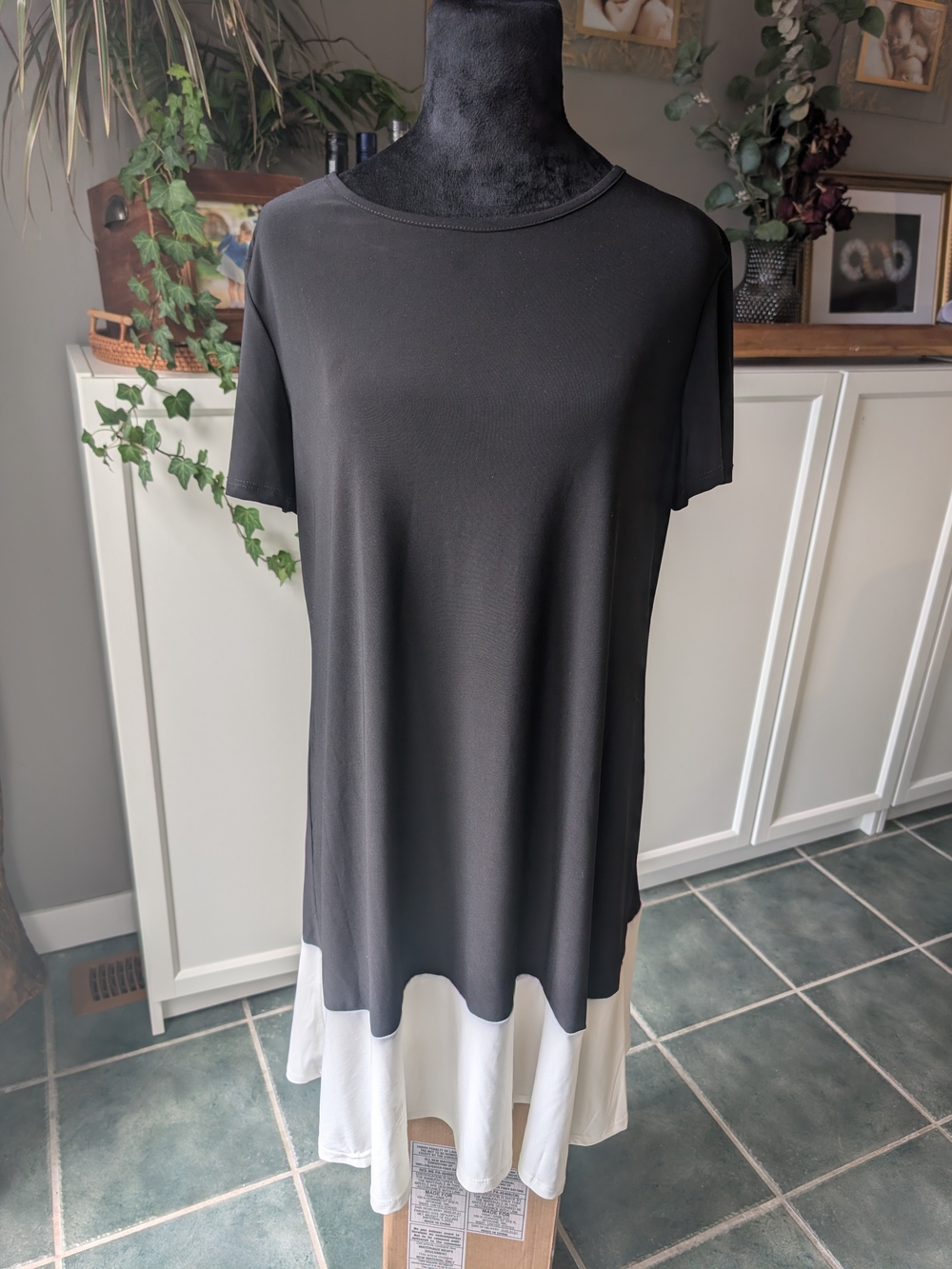 Black & White Layered Short-Sleeve Women's Dress